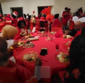 1000063783_up-300x291